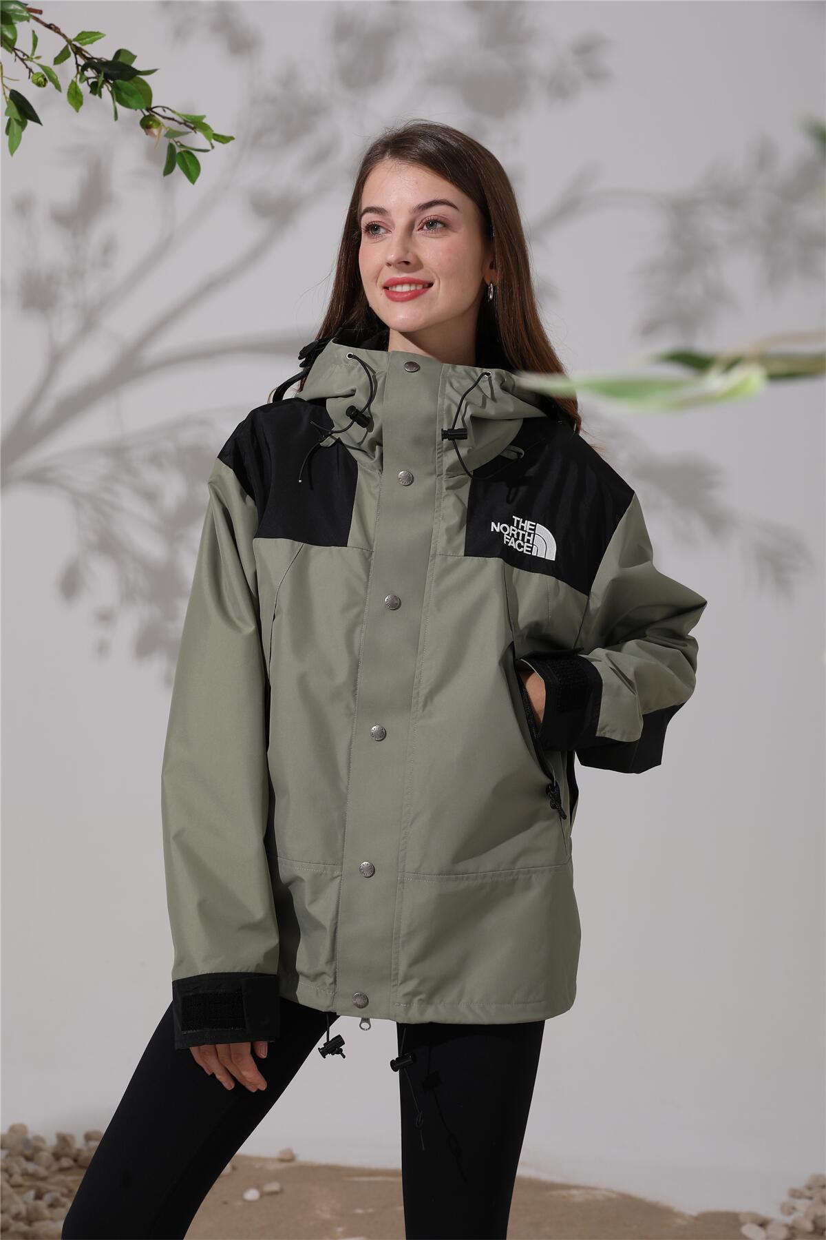 硬核机能，经典归来 深度解析 The North Face 1990 冲锋衣 (NJ2G)